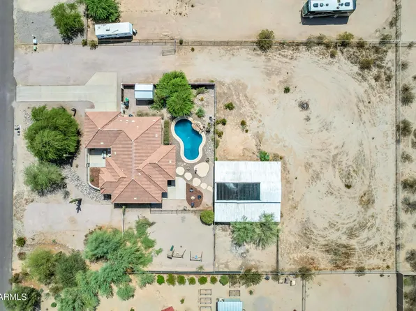 2187 W SKYLINE Lane, San Tan Valley, AZ 85144