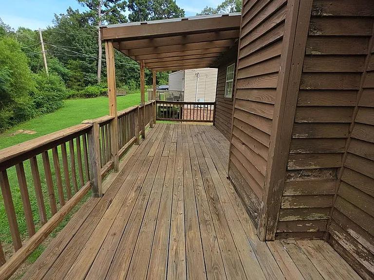 611 Preston Dr — Photo 23