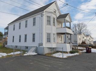 5 Ferris St, Mechanicville, NY 12118