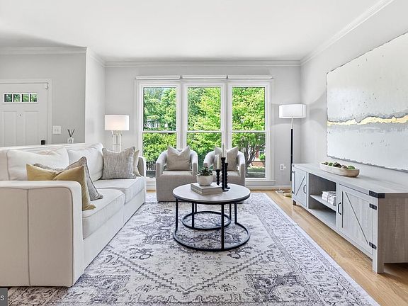 5th image of 7293 Olde Lantern Way