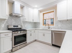 84-31 Beverly Rd, Kew Gardens, NY