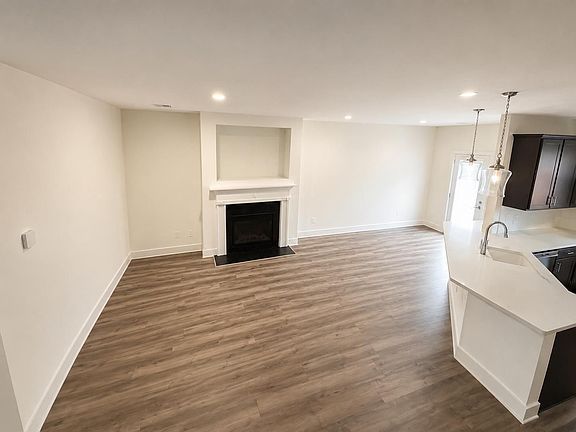 3rd image of 5770 Calle Vista Dr #5770