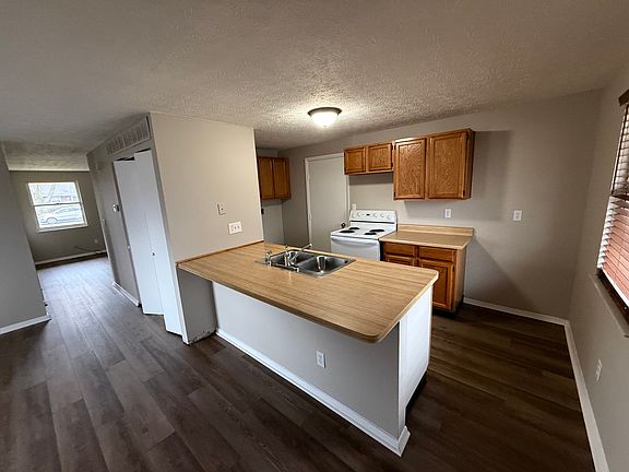 3rd image of 8196 Mount Mansfield Dr