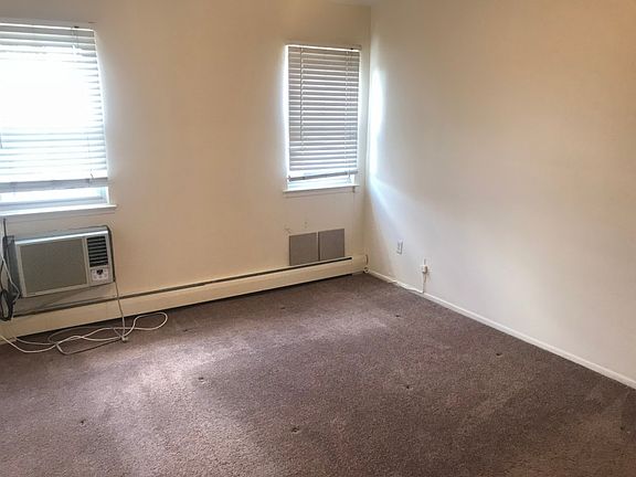 5th image of 7219 Avenue N APT 3