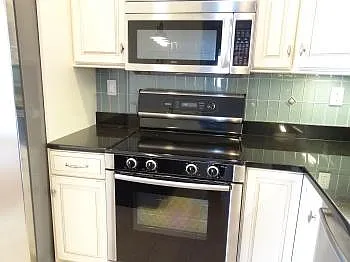 68 Center St #16 — Photo 7