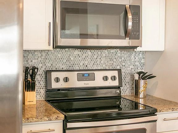 3rd image of 1906 Valley Hill Cir #B