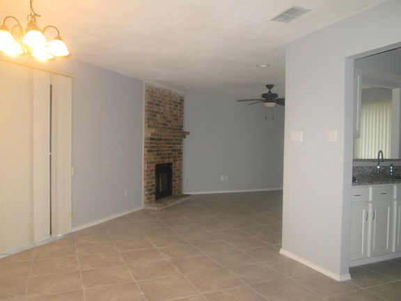 3rd image of 7122 Premont St #101