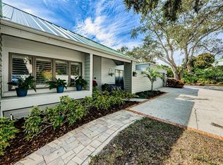 10353 Longwood Dr, Seminole, FL 33777