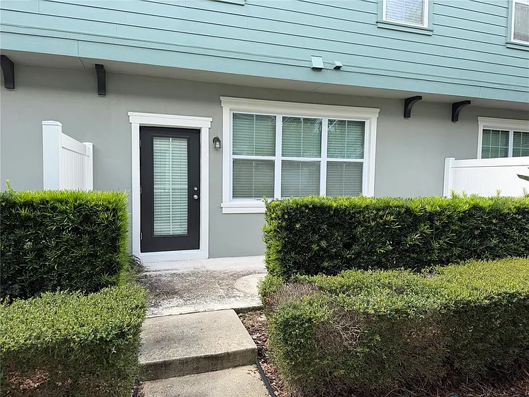 89 Zamora Pl — Photo 20