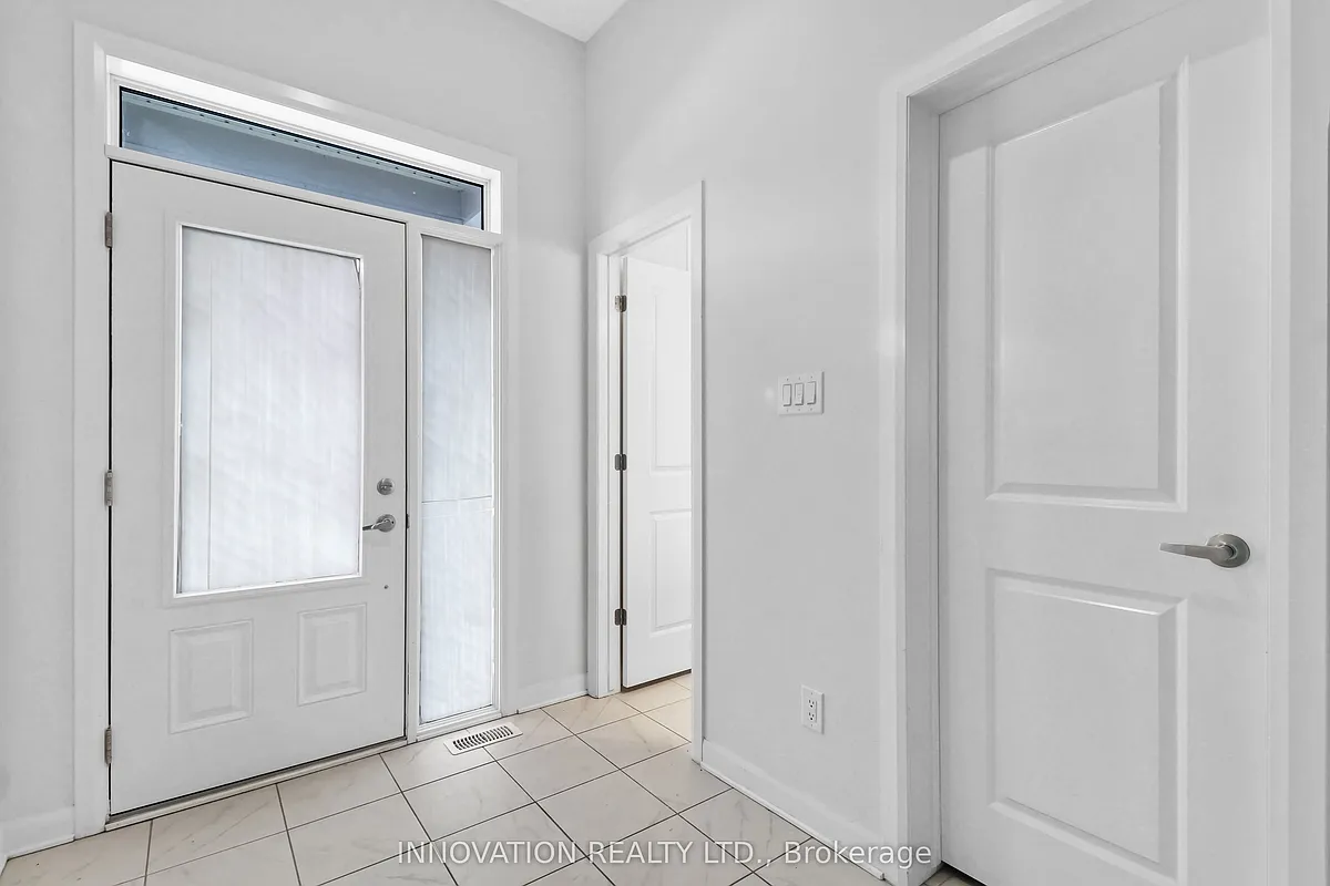 Building Photo - 206 Elsie Macgill Walk S