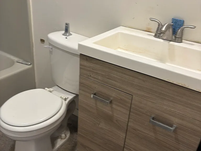 536 Main St — Photo 6