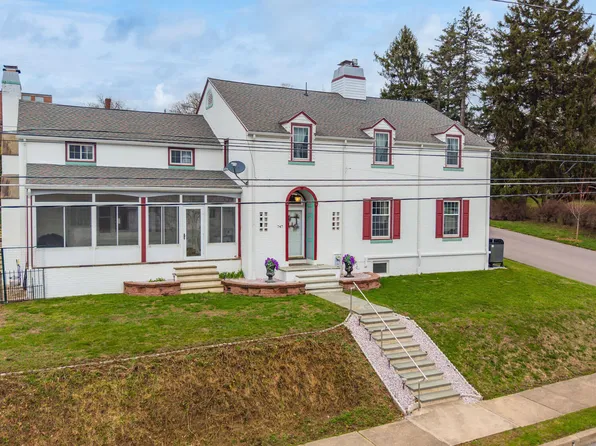 747 E 3rd St, Bloomsburg, PA 17815