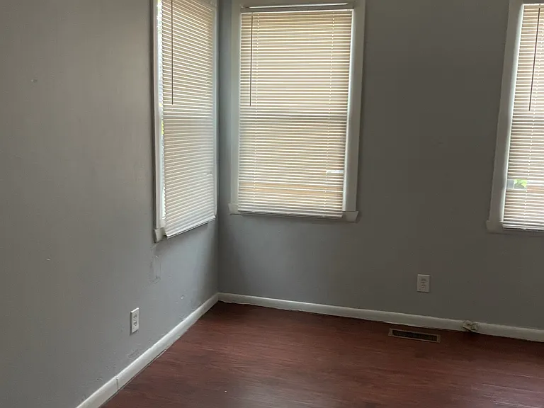 713 Dinwiddie St #A — Photo 13