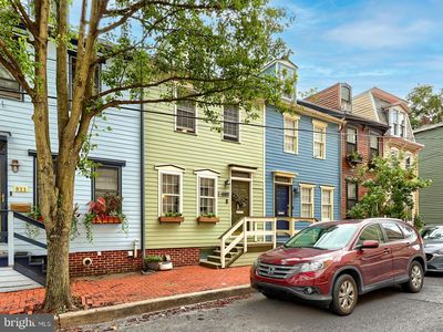 909 Capital St, Harrisburg, PA, 17102