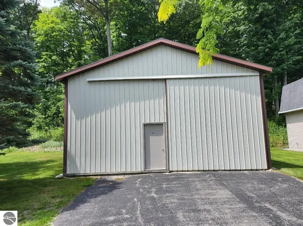 0 Douglas Dr, Tawas City, MI 48763