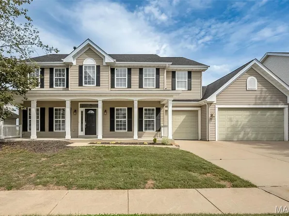 414 Avalon Chase Dr, Fenton, MO 63026