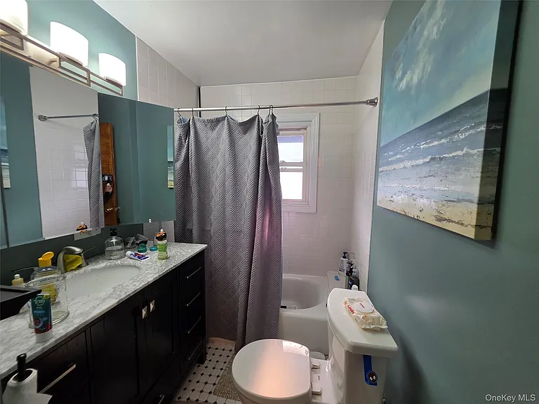 537 E Chester St — Photo 8