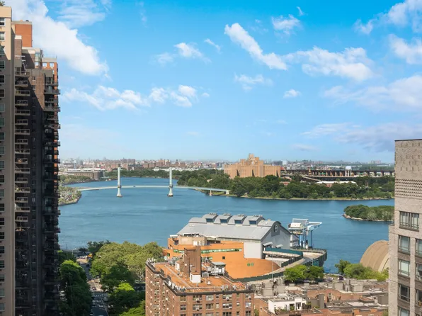 455 East 86th Street image 1 of 12