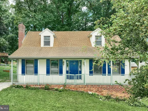 16 Meadowview Dr, Hanover, PA 17331