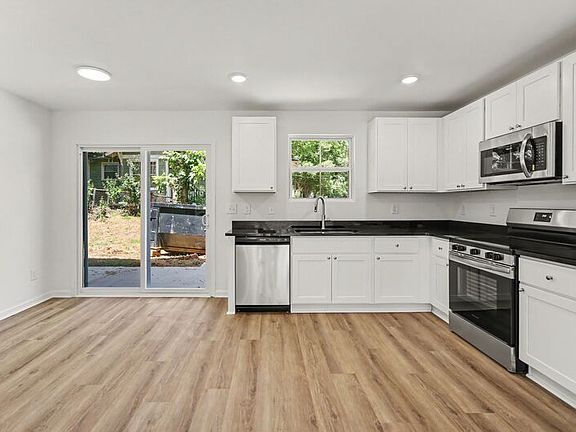 5th image of 518 Rankin Ave #A