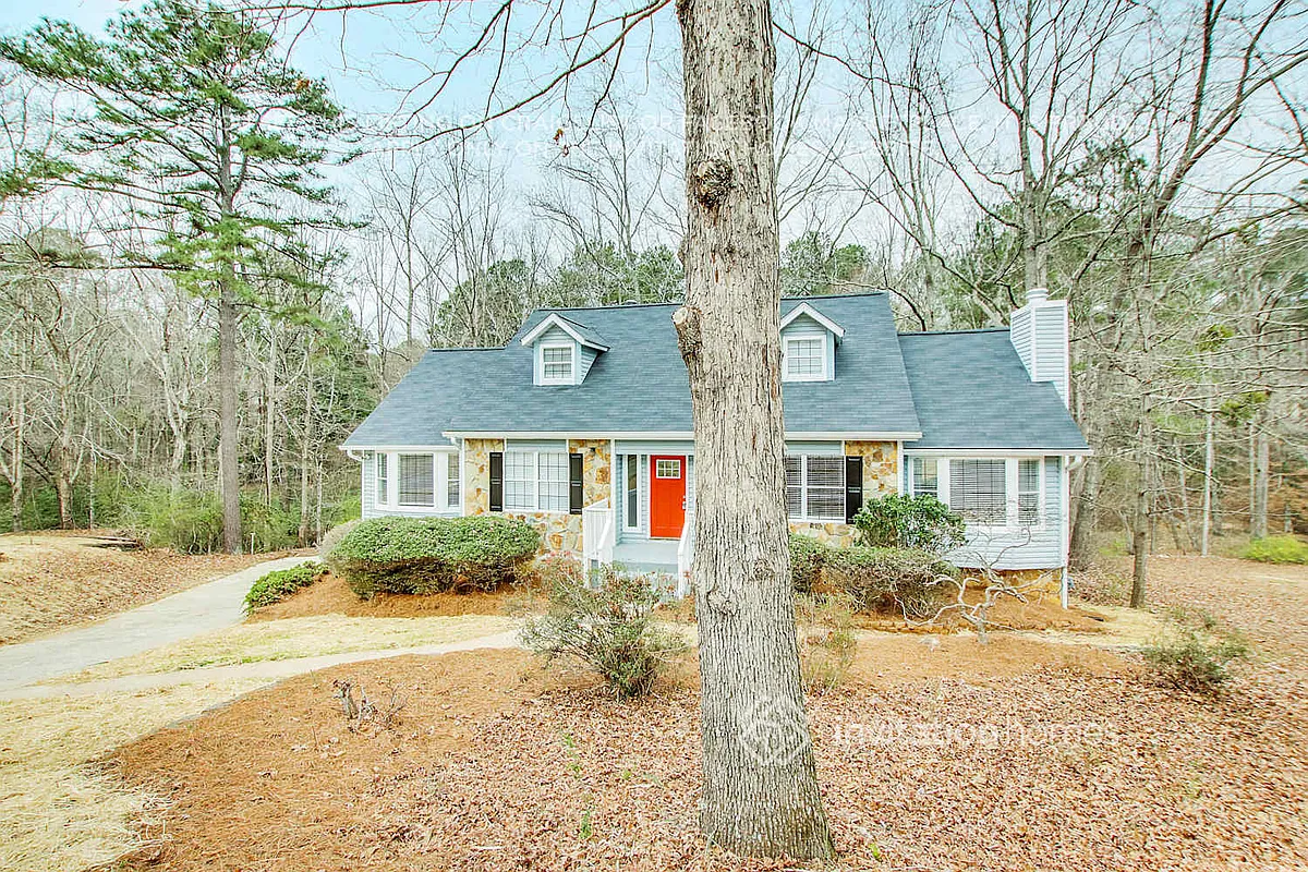 Building Photo - 6630 Windwood Ct