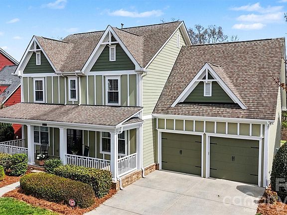 3rd image of 15209 Country Lake Dr
