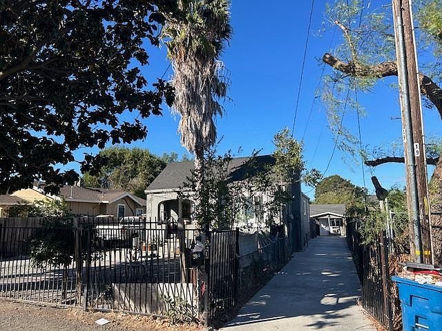 1st image of 24 Mountain View Ave