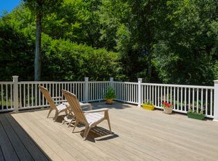 132 Eramo Ter, Hamden, CT 06518