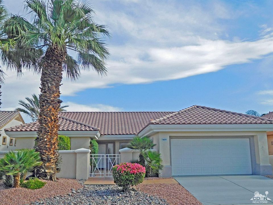 2nd image of 78372 Silver Sage Dr