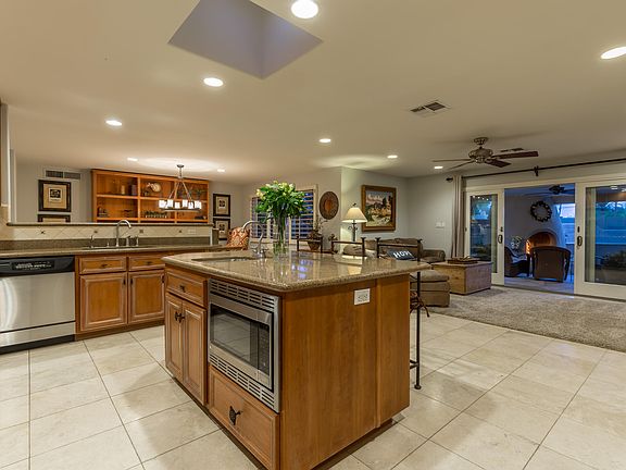 4th image of 4801 E Calle Redonda