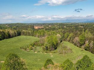 3009 Snipes St, Morganton, NC 28655