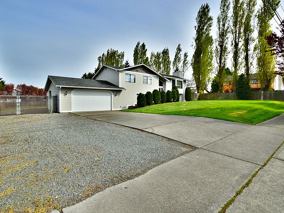 2nd image of 3801 49th Ave NE