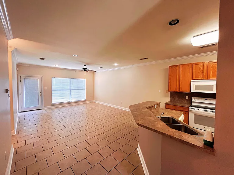 12342 Pineview Ln — Photo 14