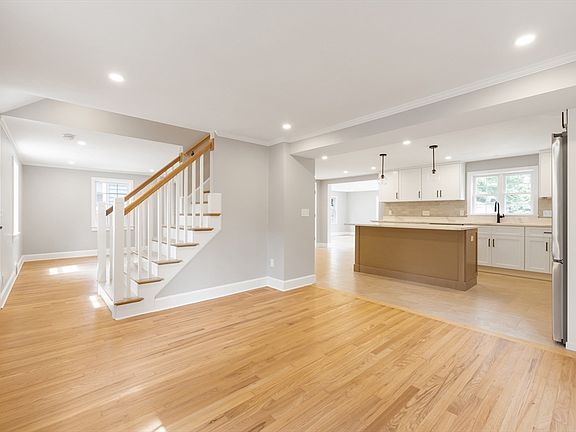 5th image of 11 Fern St