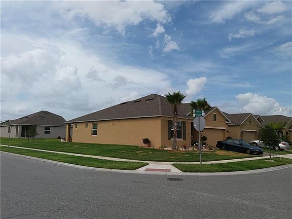 2nd image of 3901 Parkhouse Dr