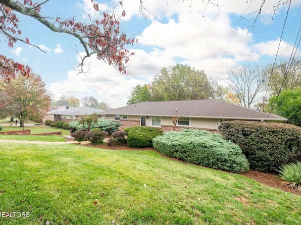 4702 Hunter Trl, Chattanooga, TN 37415