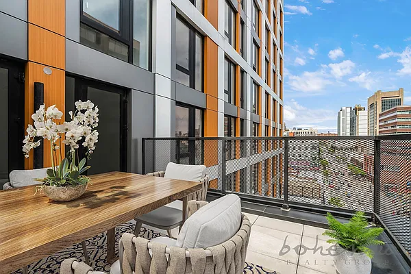 Rented by Bohemia Realty Group | media 33