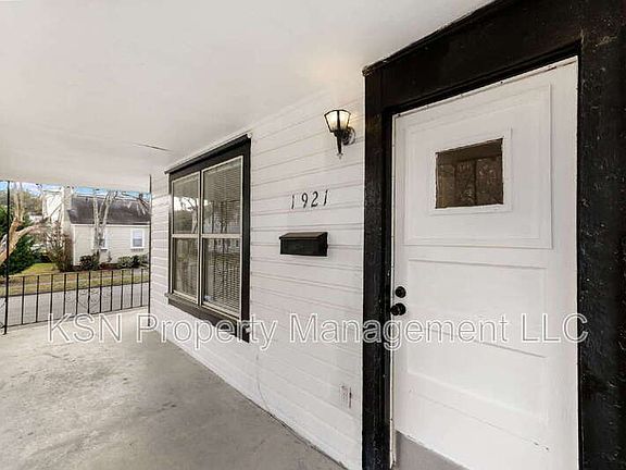 5th image of 1921 Reynolds St