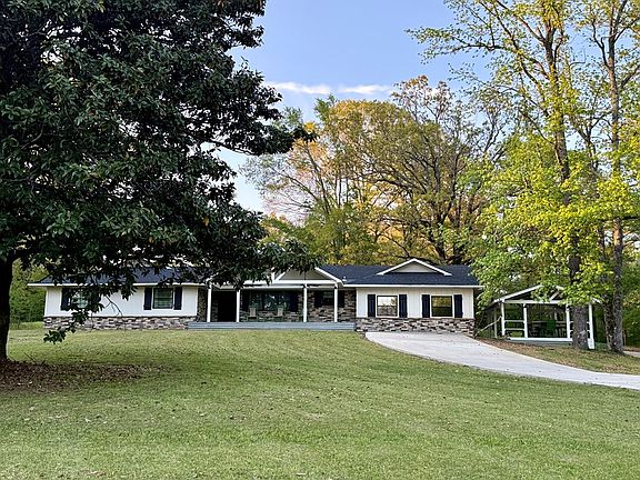 4th image of 1250 Friendship Rd E