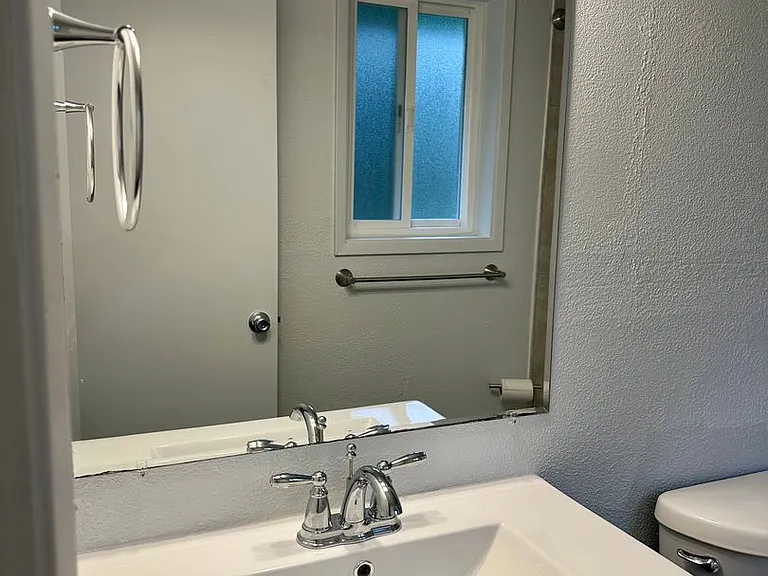5218 Barry Ave — Photo 19