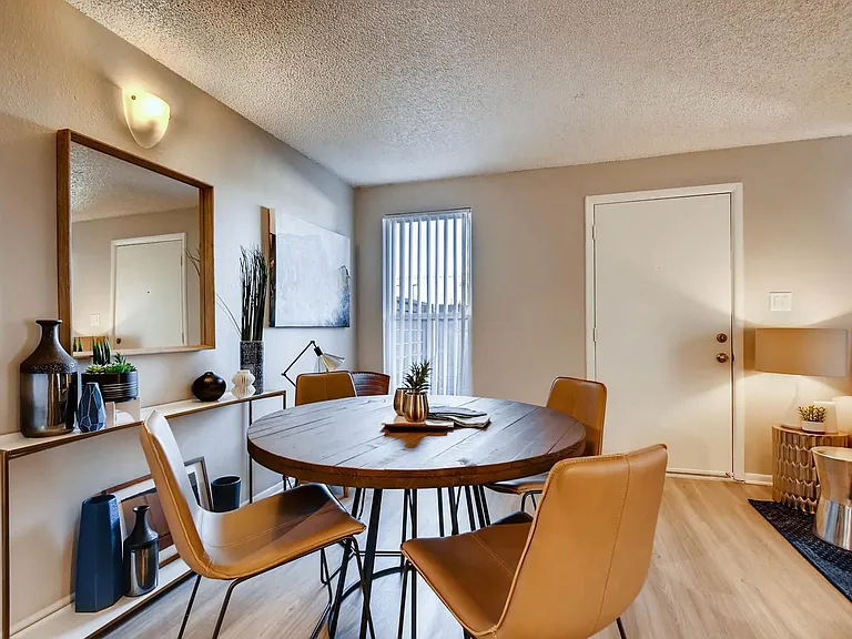 Copperwood Apartments — Photo 37