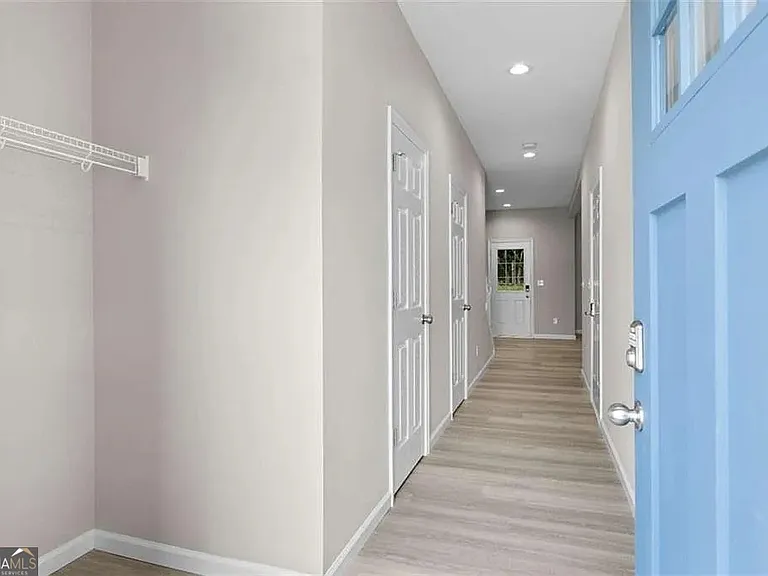 403 Breanna Way — Photo 3