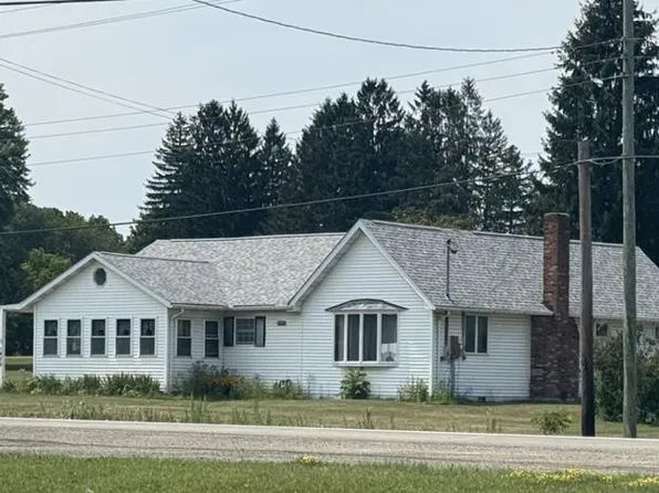 1420 Pittsburgh Rd, Franklin, PA 16323