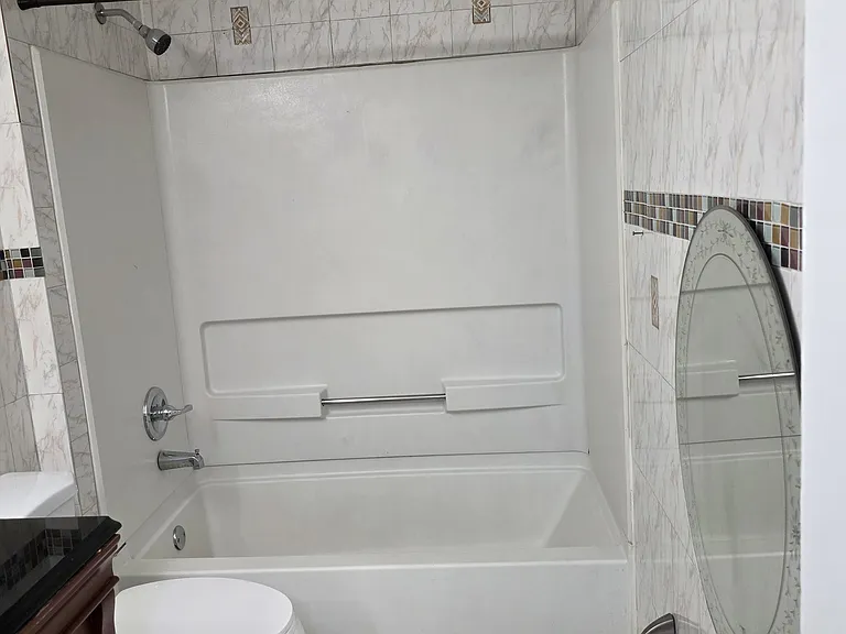 712 Seasons Pkwy — Photo 13