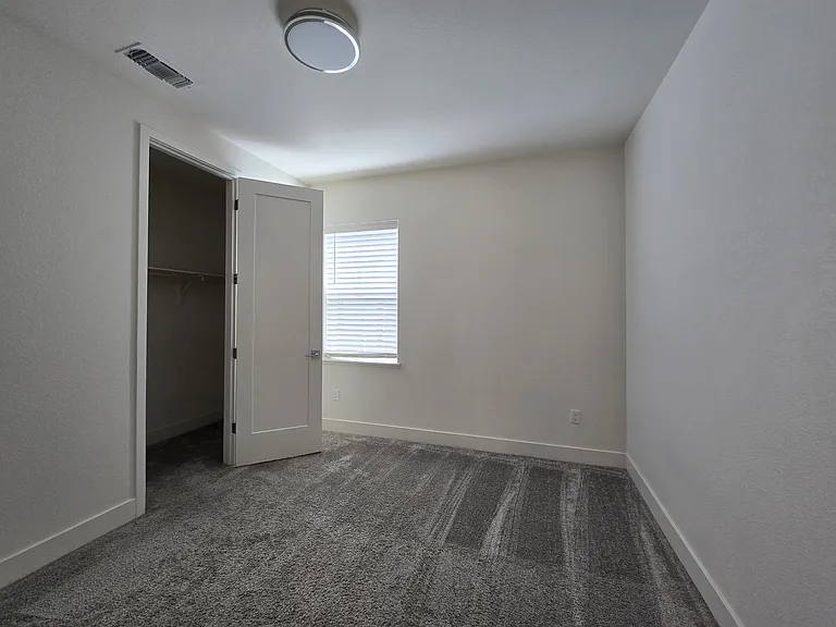 2708 Via Vicenza — Photo 26