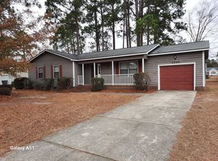 5904 Rehoboth Rd, Hope Mills, NC 28348