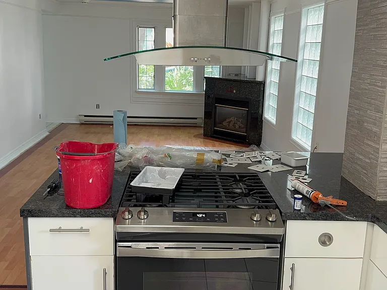 870 W 19th Ave #12 — Photo 26
