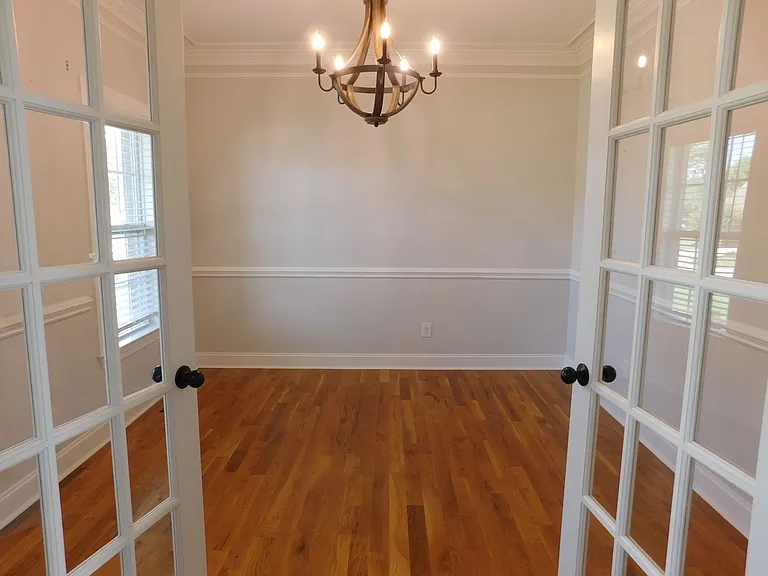 101 Staffordshire Dr — Photo 24