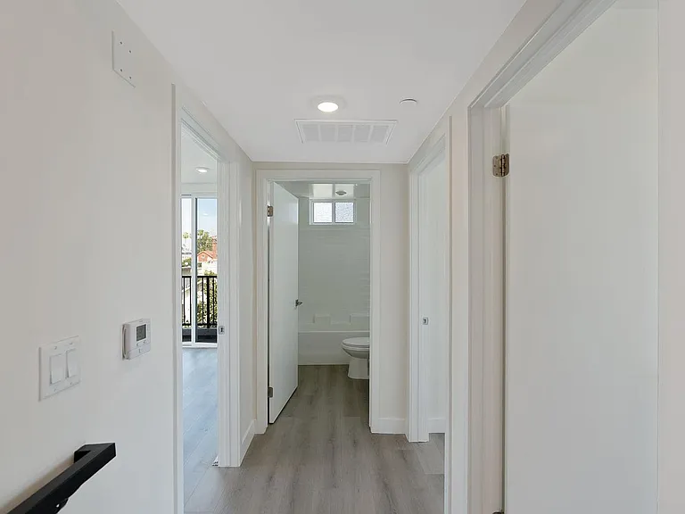 14228 Delano St #0 — Photo 7