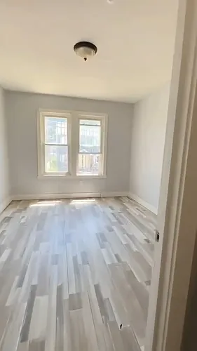 27 Hanford St Photo 1